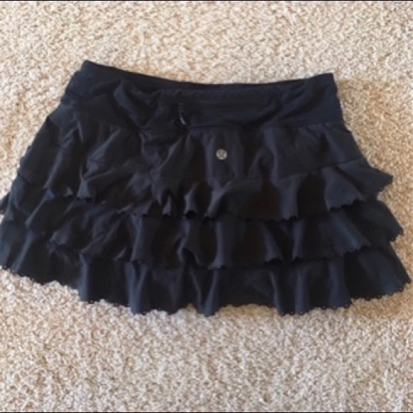 Rare Lululemon Ruffle Pace Setter Skirt - Picture 3 of 3